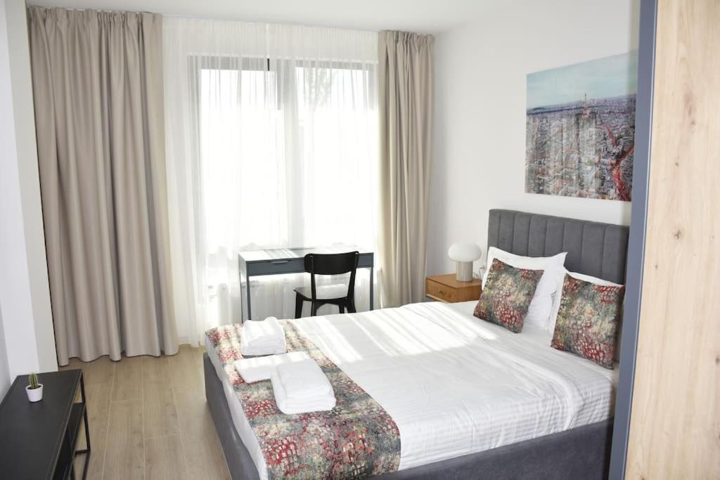 Tokiyo: A Lovely City Center 2 Bedrooms Apartment With Private Parking Sofia Exteriör bild